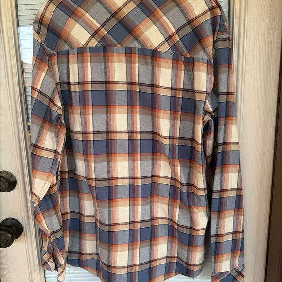 New! Quiksilver Men's Casual Blue and Brown Plaid Shirt - Picture 6 of 13